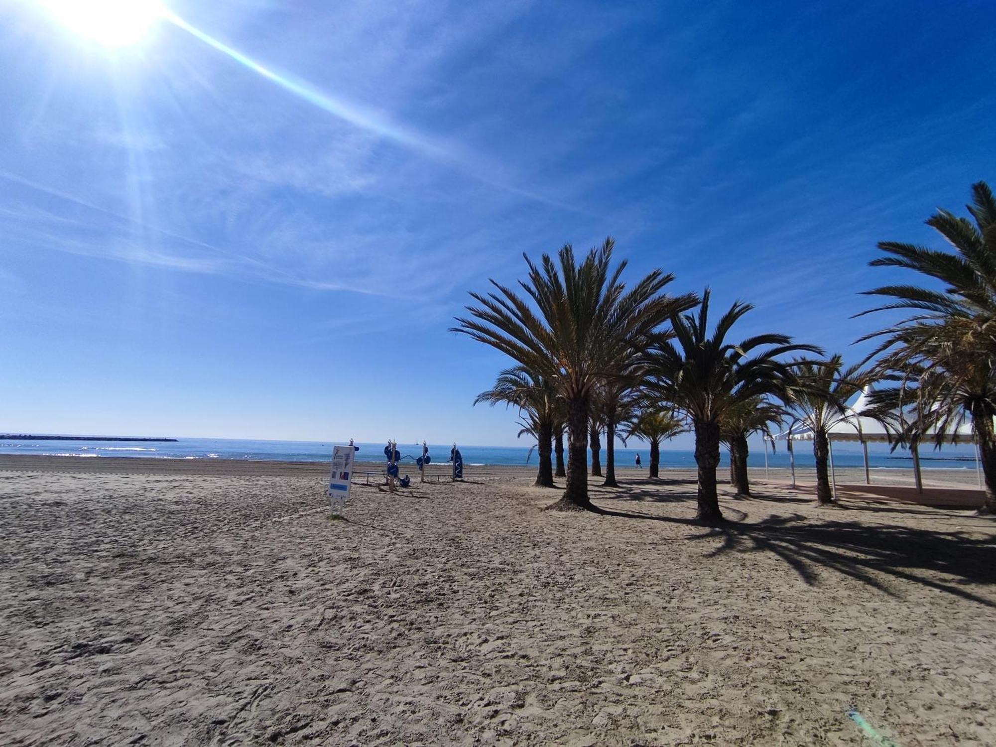 Apartamento Comodo A 300 Metros De La Playa Santa Pola Exterior foto
